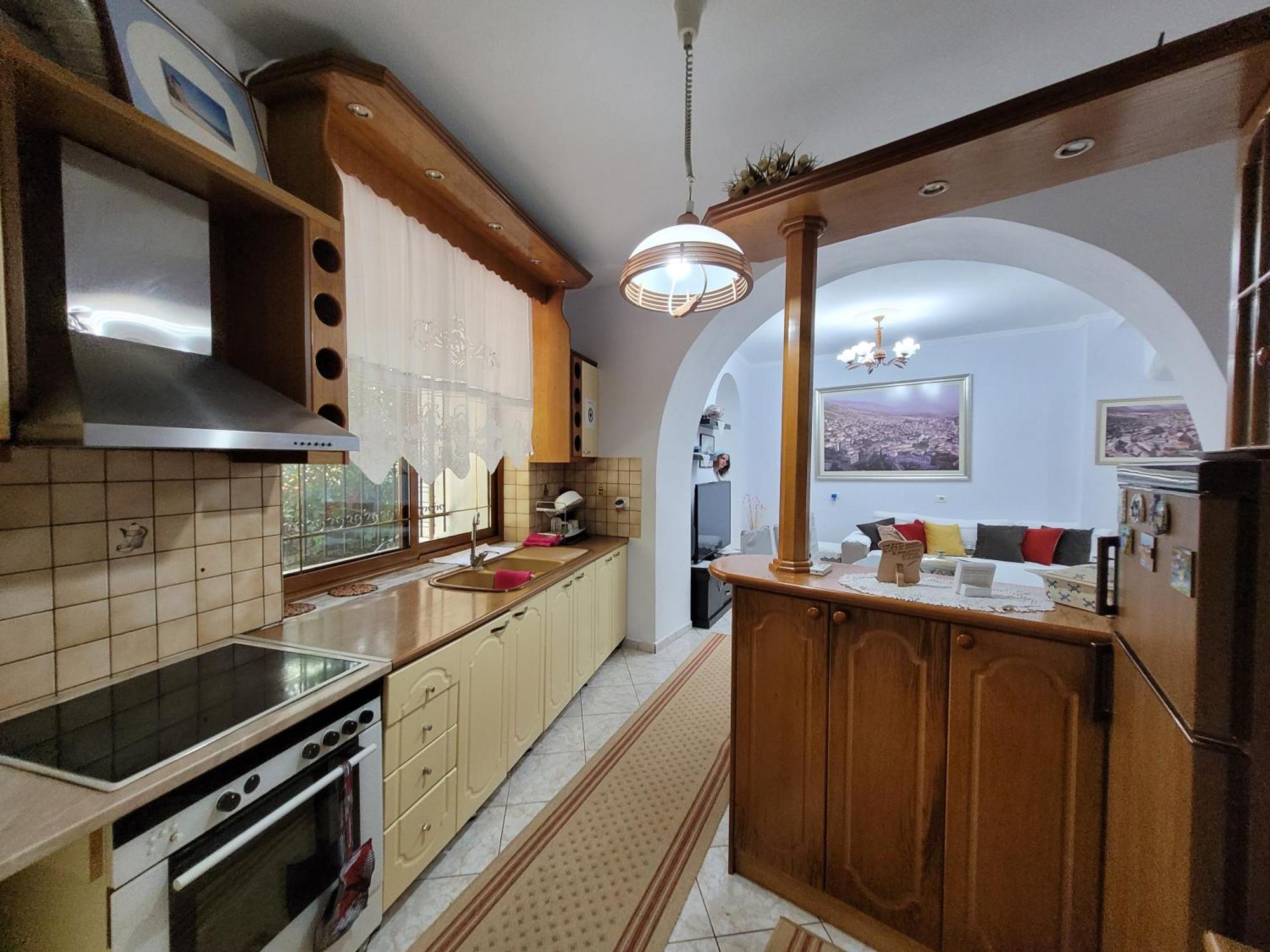 Marbi Guest House Gjirokaster Exterior photo